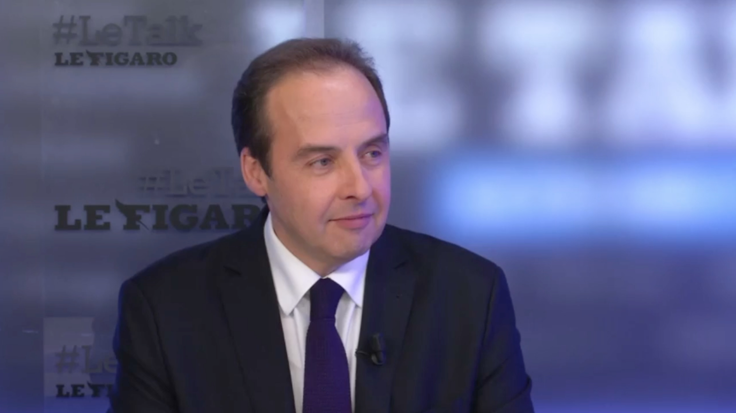 "Une partie de la droite, la ligne Wauquiez, s’éloigne de nous en se rapprochant des thèses d’extrême-droite."