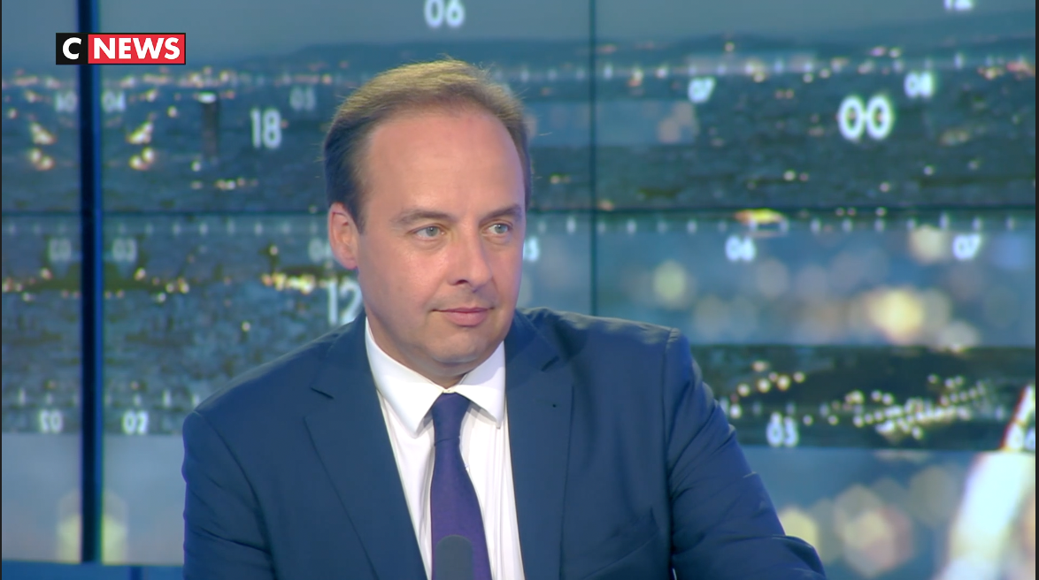 "Soutenons ce qui permet à la France de se redresser, corrigeons les excès de la majorité, et combattons les erreurs quand il y'en a"