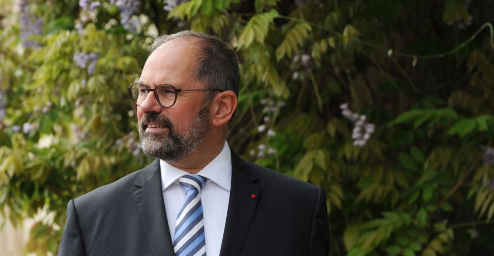 "Les maires pensaient qu'Edouard Philippe aurait plus de marges de manoeuvre pour défendre les territoires."