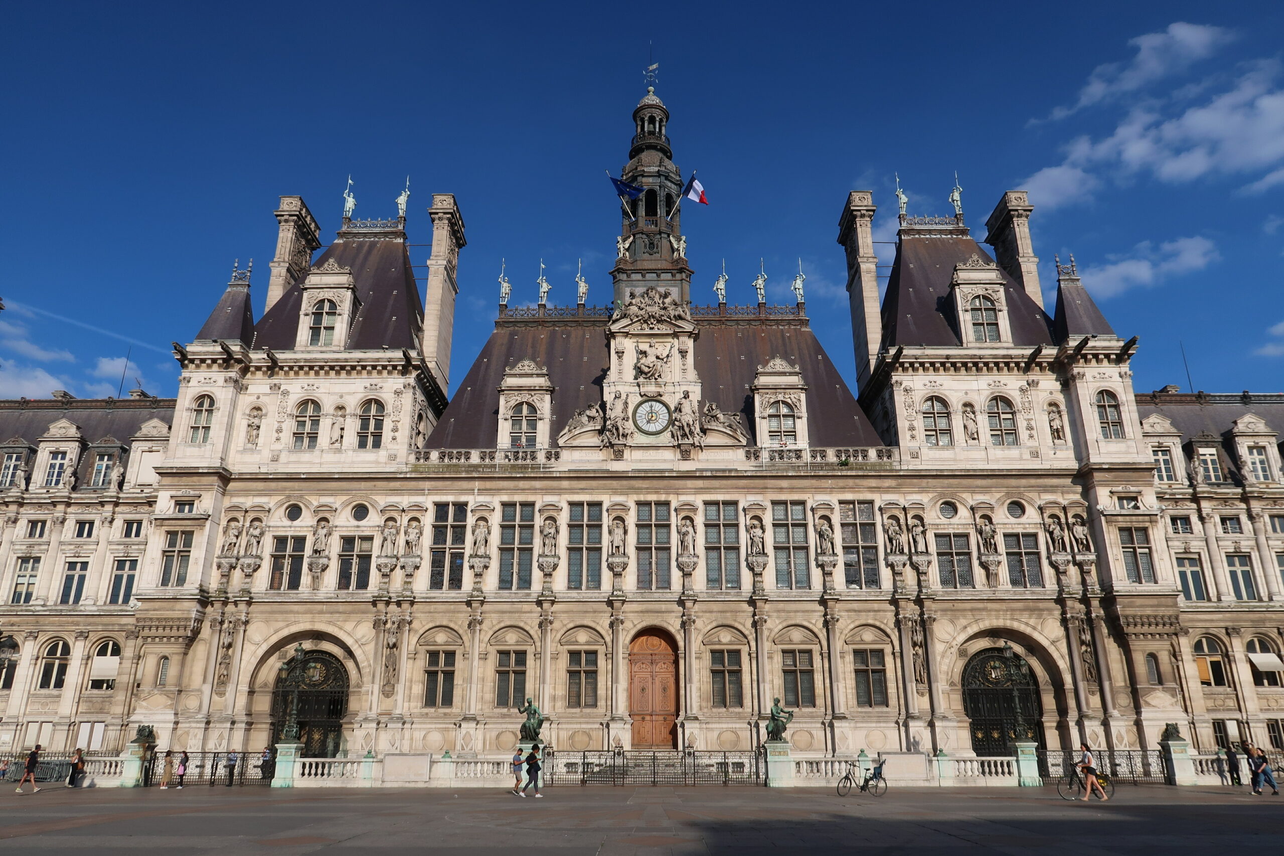 91% des Parisiens souhaitent pouvoir élire leur maire !