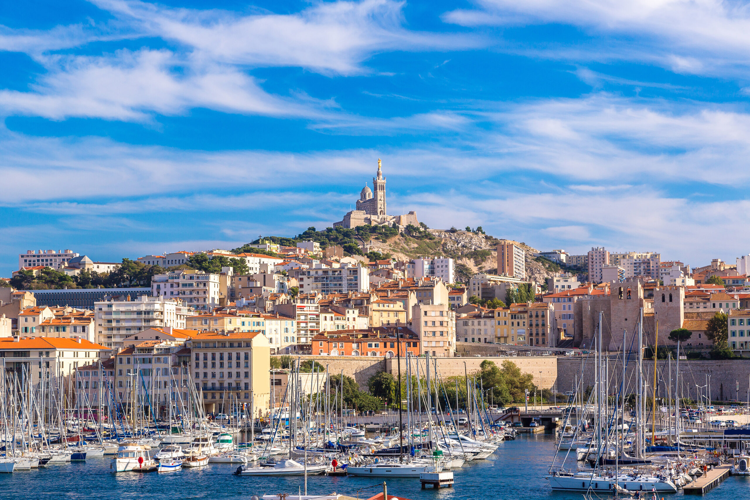 Canicules : les écoliers de Marseille souffrent des bâtiments scolaires vétustes