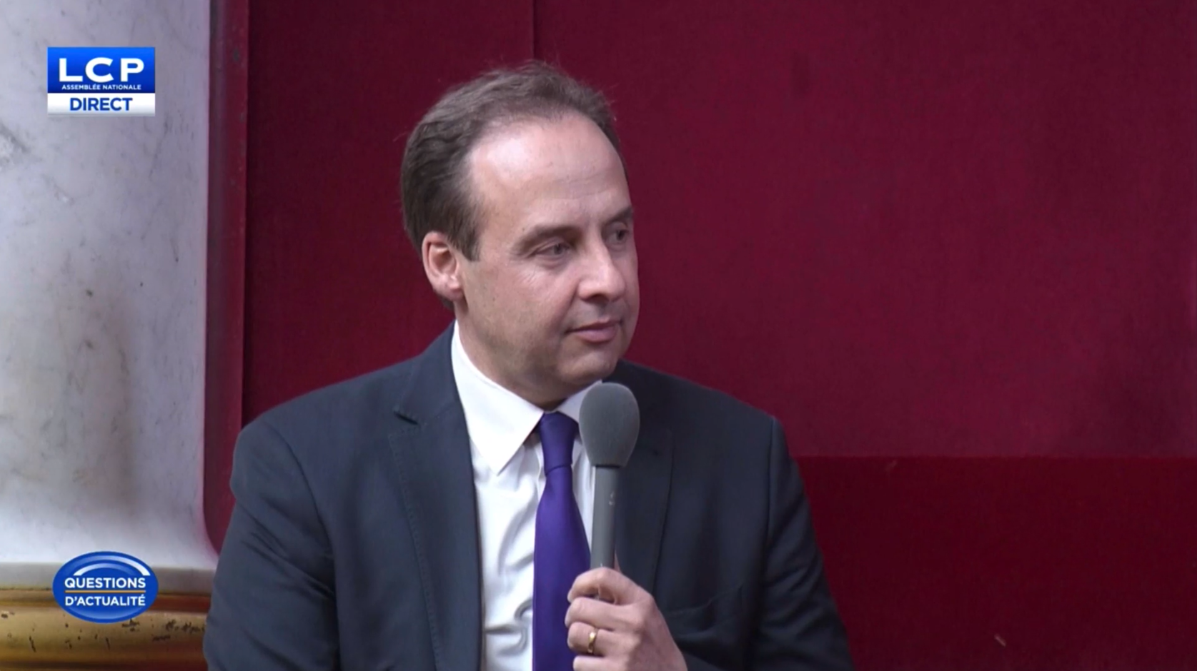 Je suis un européen convaincu, qui ne supporte plus la naïveté de la Commission européenne.