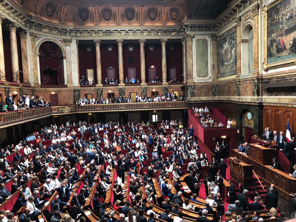 La réforme nécessaire de notre pays se fera par l’horizontalité des concertations et non par la verticalité des faits de majorité.