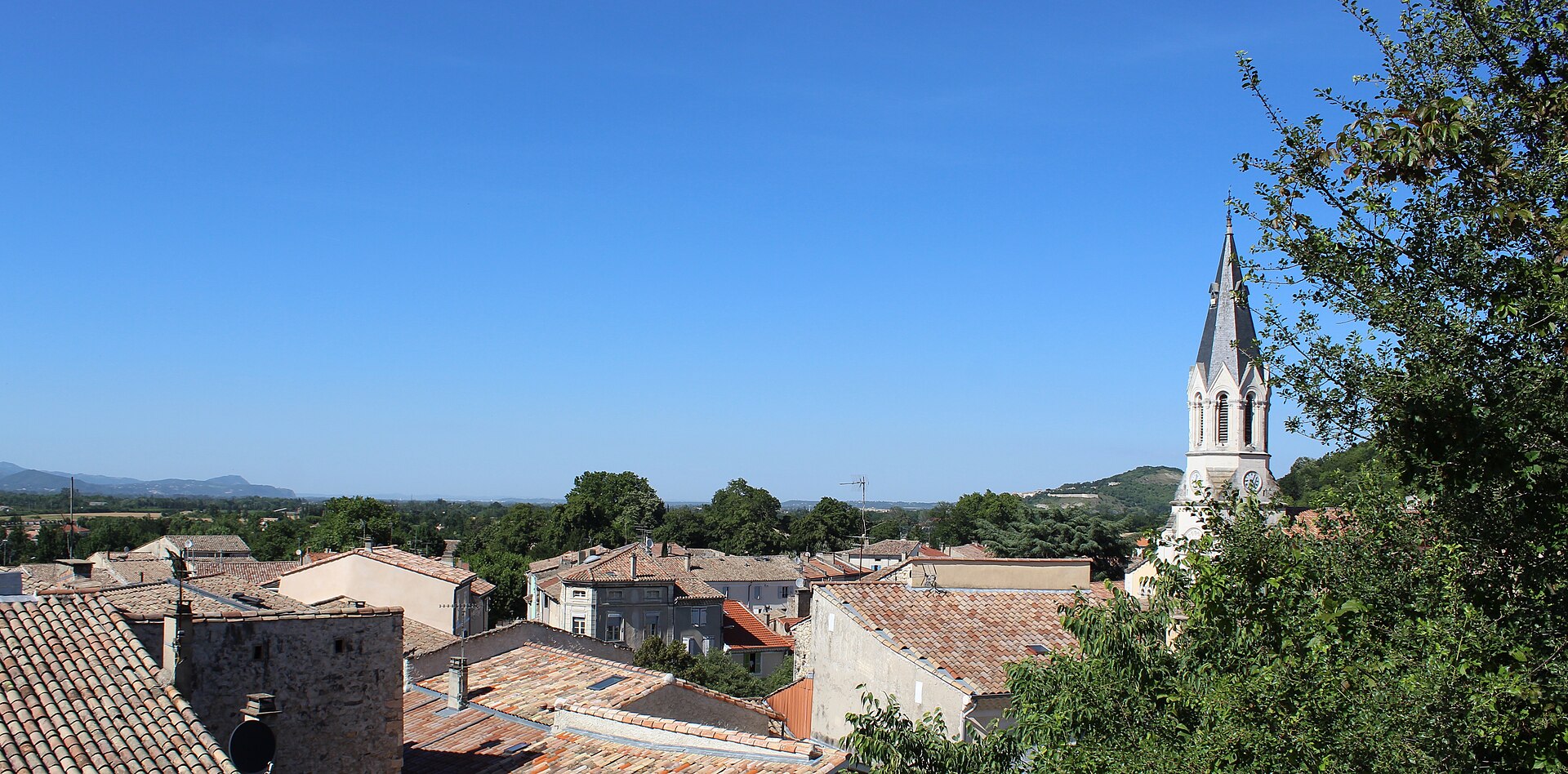 Face aux sécheresses et aux canicules répétées, notre ville de Loriol-sur-Drôme a décidé d'agir vite et localement.